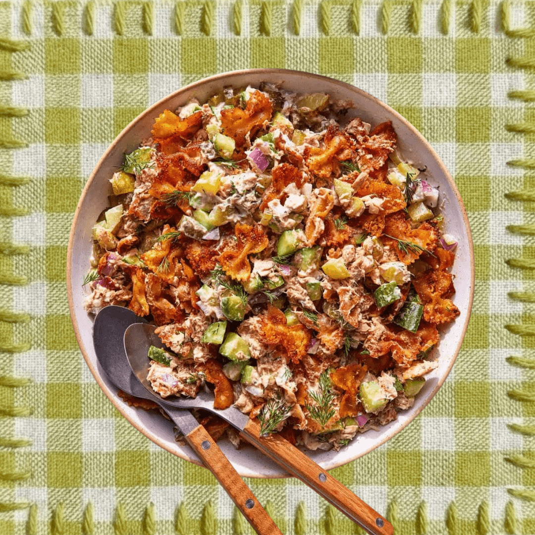 RECEPT: Zkouším viral Crispy Pasta Salát
