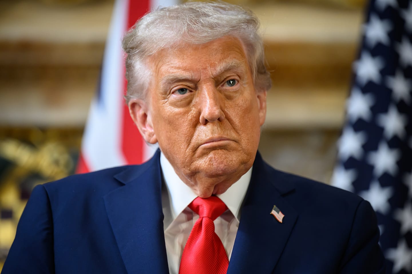 Proč teď Trump mluví o mimozemšťanech?