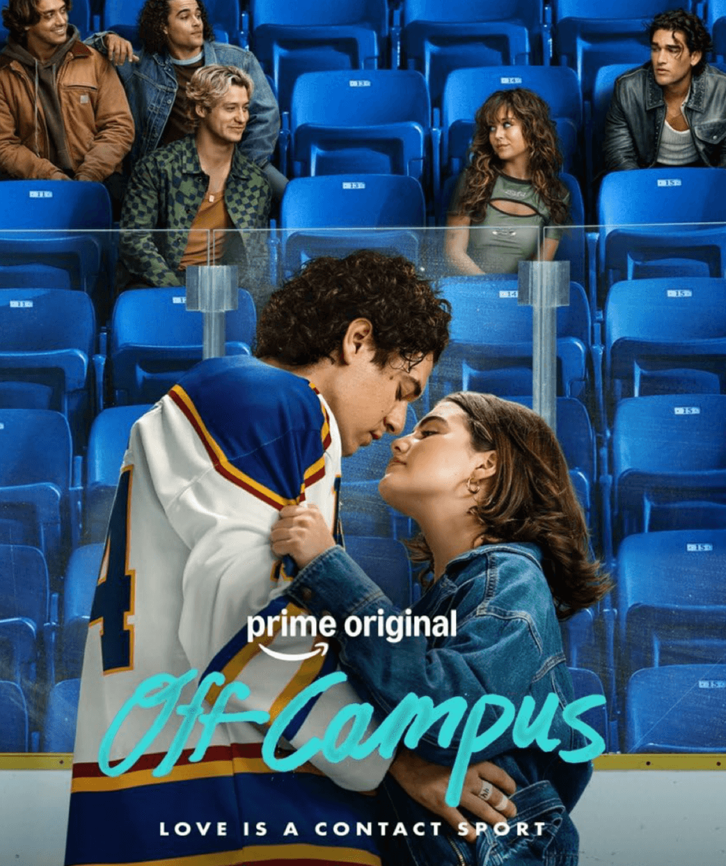 Off Campus nabízí to, co romcoms z 2000s neuměly: emočně inteligentní muže